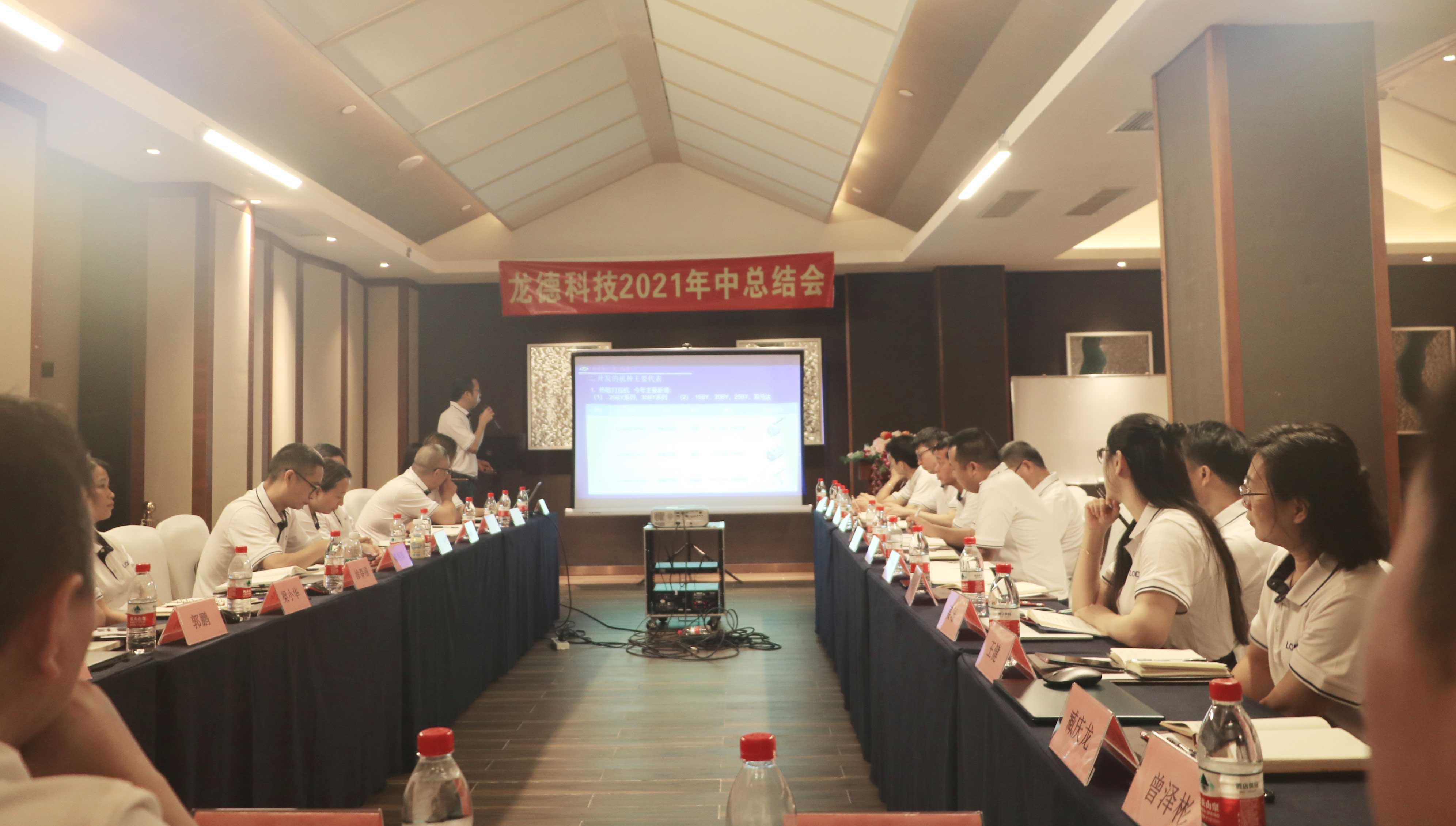 1752716880423552.jpg 16262544943779096.jpg